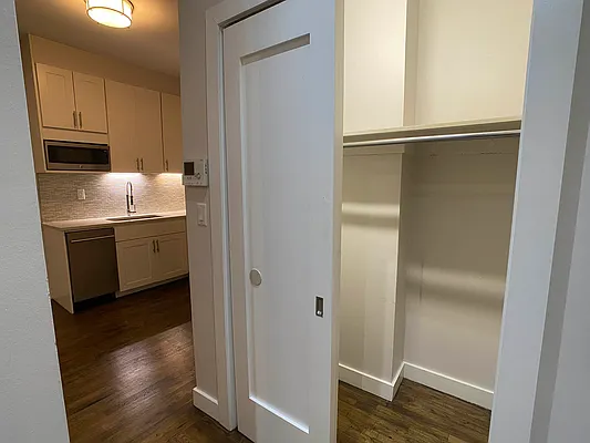 Rented by Tourma Realty LLC | media 22