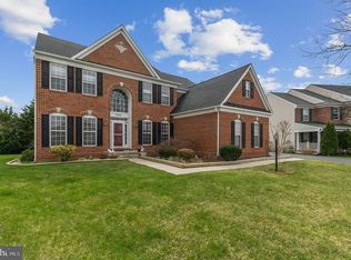13201 Bradley Woods Ct, Herndon, VA 20171