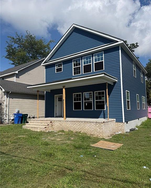 1st image of 1215 33rd St