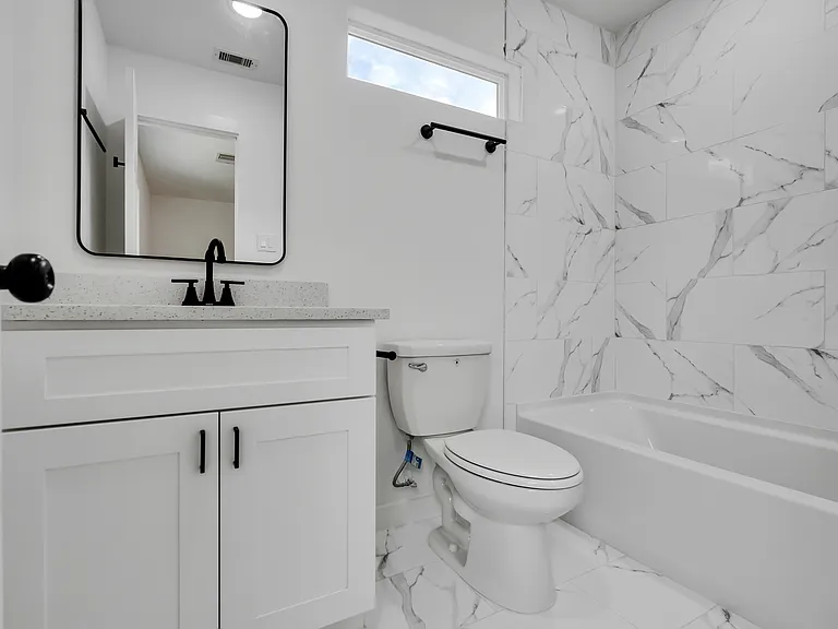 8102 Crestview Dr #B — Photo 6