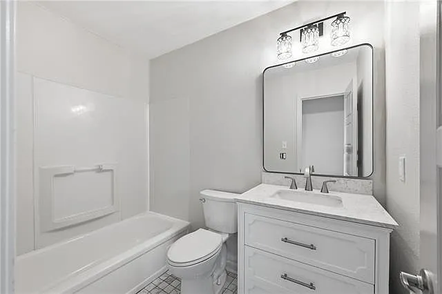 6180 Milne Blvd — Photo 13