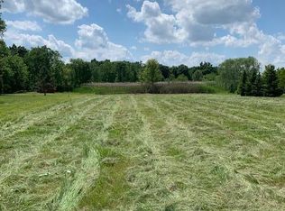 Hannan Rd, New Boston, MI 48164