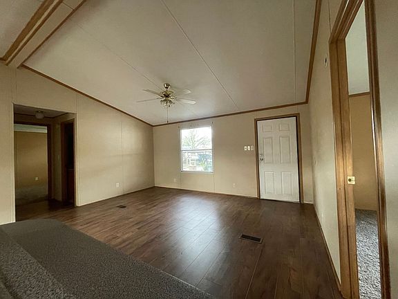 3rd image of 3602 Wellington Ln
