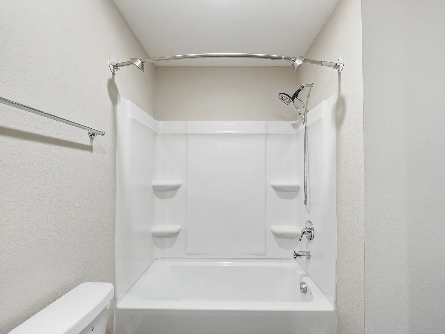 19 Farmhouse Circle - 1 — Photo 3