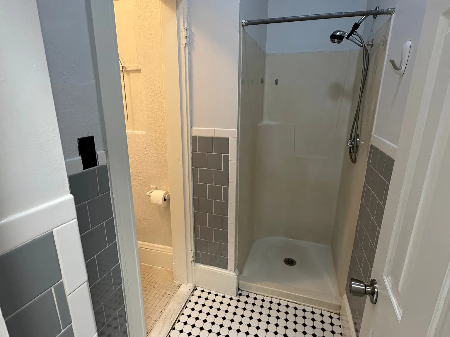 Studio, 400 sqft, $2,250 — Photo 2