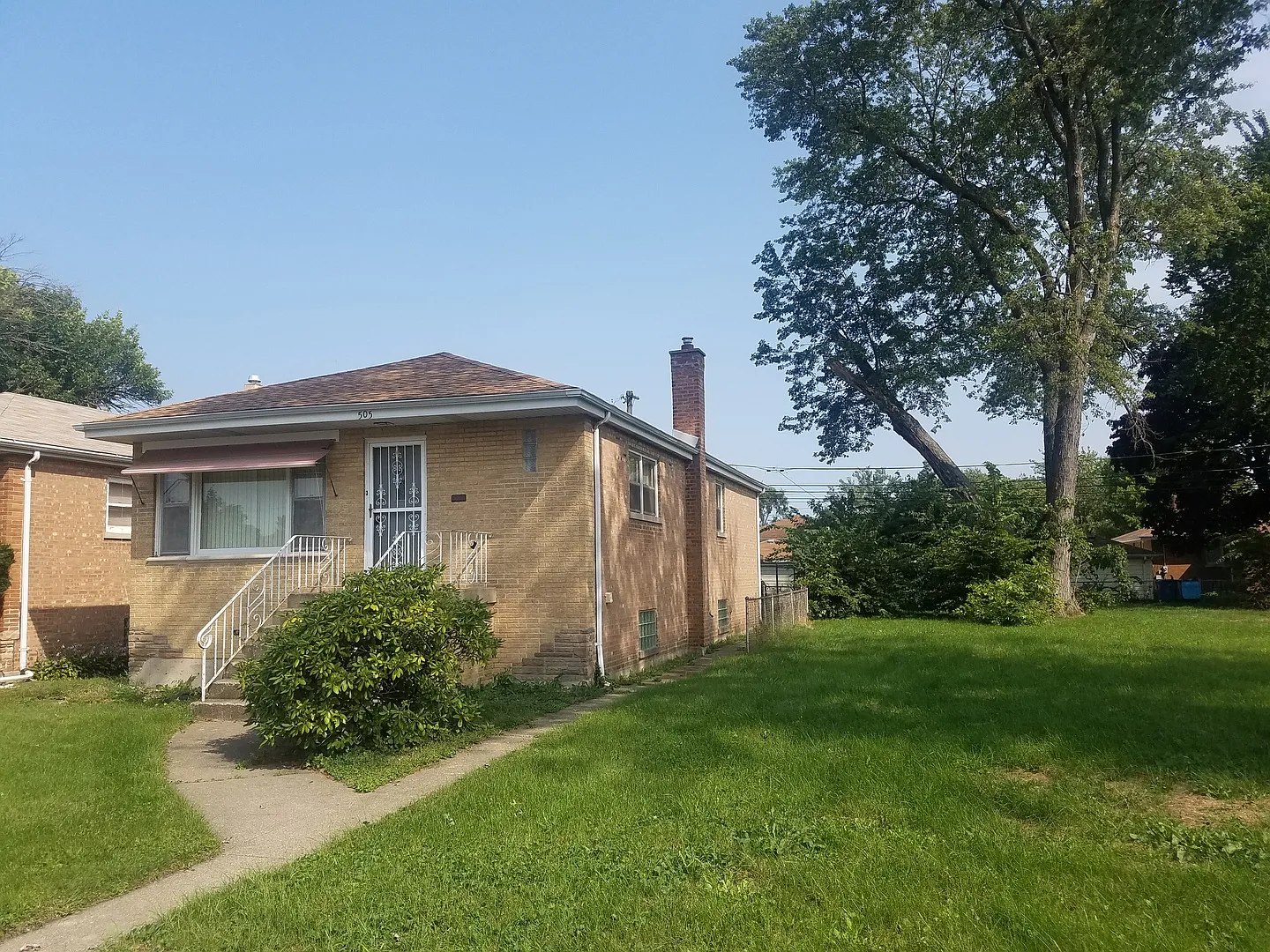505 Hirsch Ave photo 1