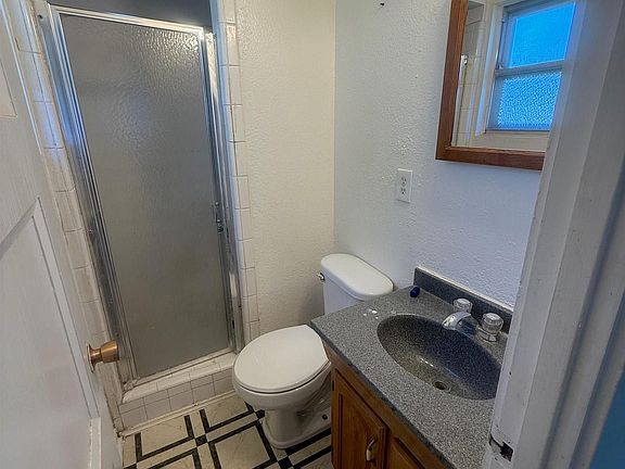 2nd image of 1811 W Hermosa Dr
