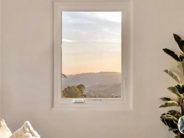 11111 Tujunga Canyon Blvd — Photo 37