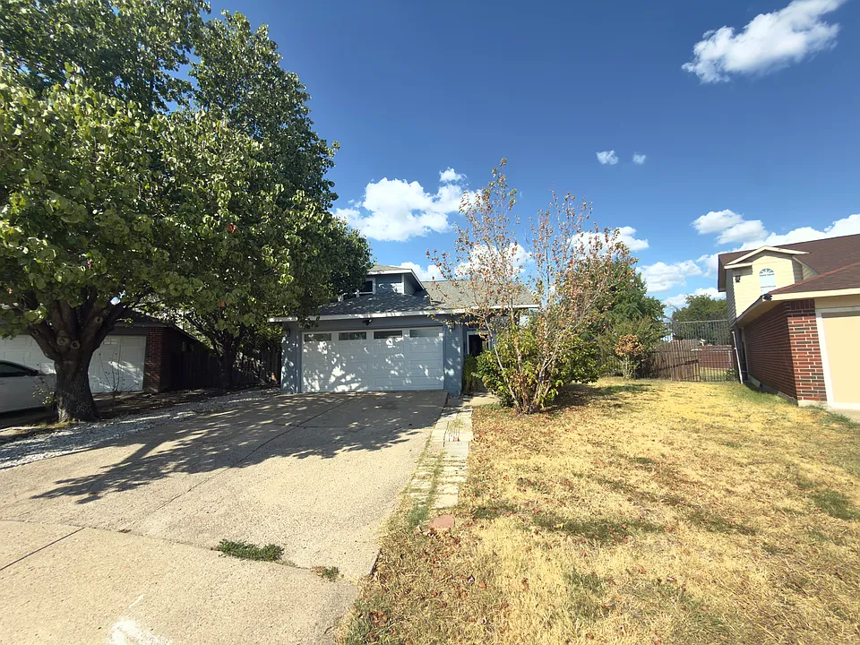 806 Springwood Dr