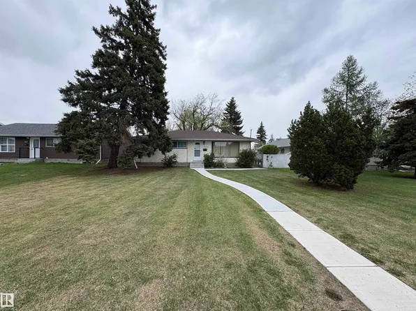 13023 90th St NW, Edmonton, AB T5E 3M4