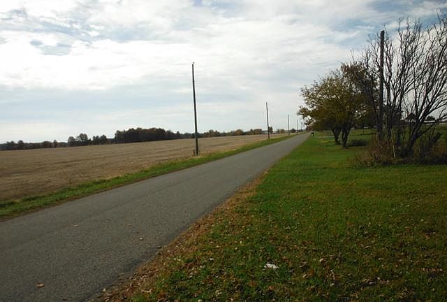 2nd image of 12046 Lowe Rd