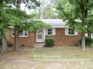 1106 S English St, Greensboro, NC 27401