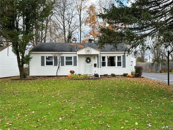 43 Ashwood Ave, Whitesboro, NY 13492