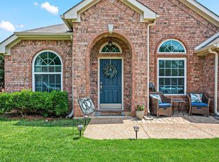 1606 Mallard Dr, Corinth, TX 76210