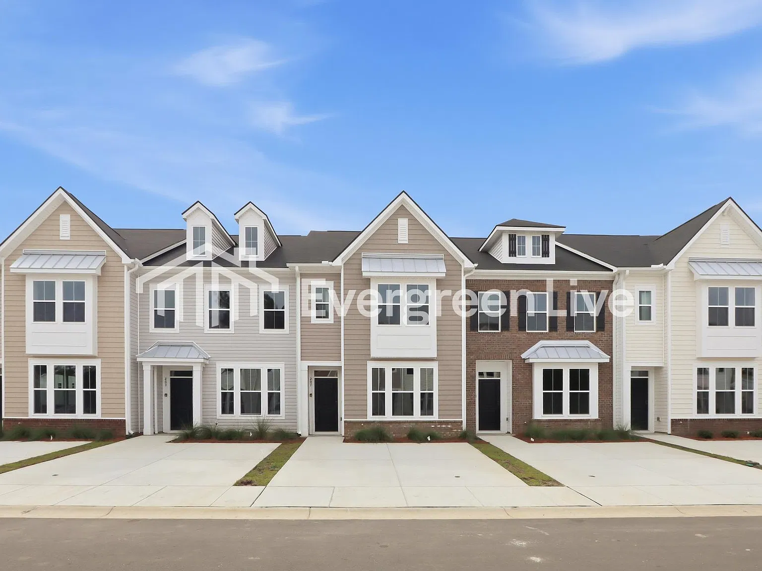 3 bed, 2.5 bath, 1905 sqft, $1,850 — Photo 2
