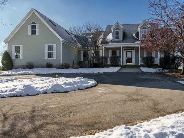 19905 State Line Rd, Harvard, IL 60033