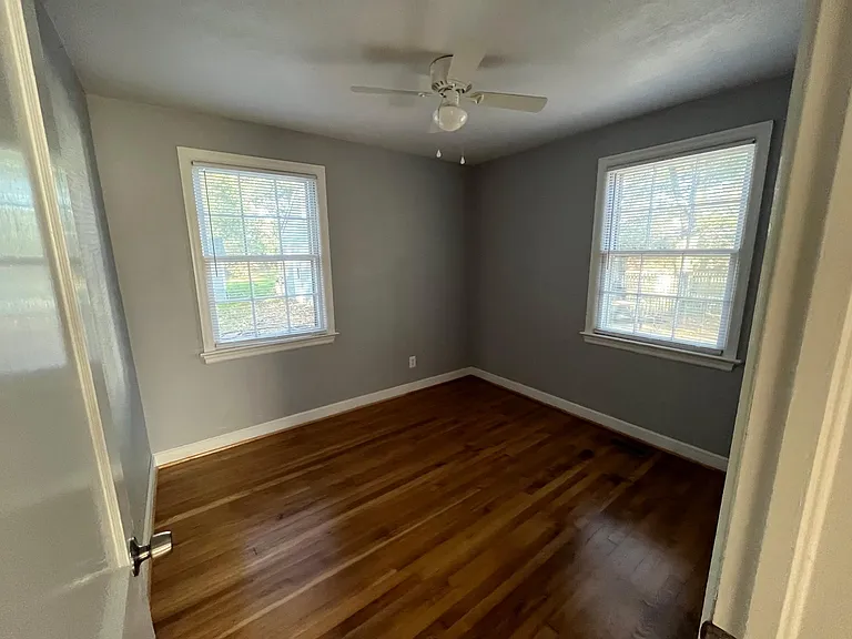 6127 Amherst Ave — Photo 13