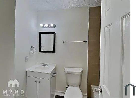 605 Cedar Ave NW #B — Photo 12