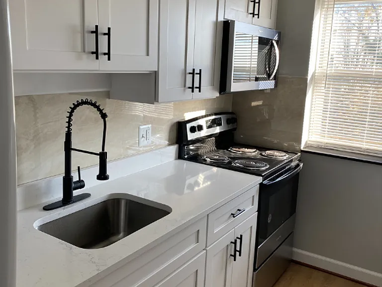 823 N Woodington Rd — Photo 7