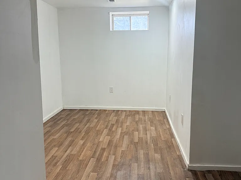 786 New Scotland Ave — Photo 25