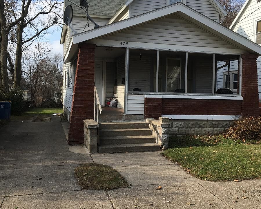 1st image of 479 Emerald Ave NE
