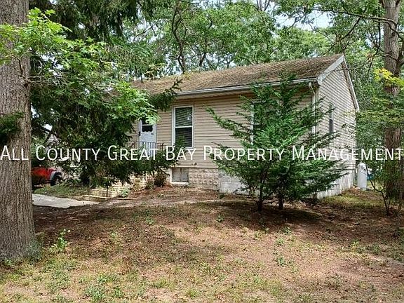 2nd image of 74 Auborn Ave