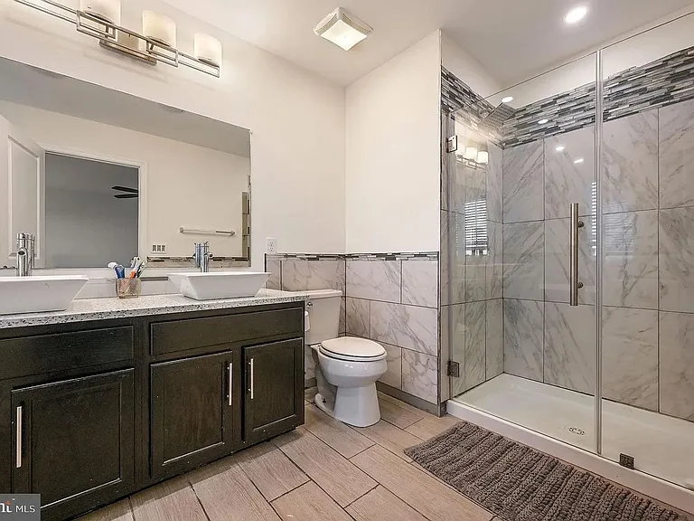 1340 Carrick Ct — Photo 23