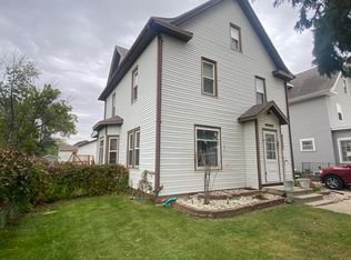 711 S 13th St, Aberdeen, SD 57401