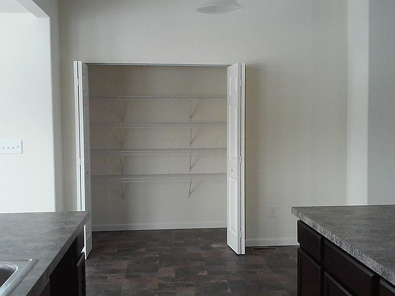 3rd image of 272 Evergreen Cir