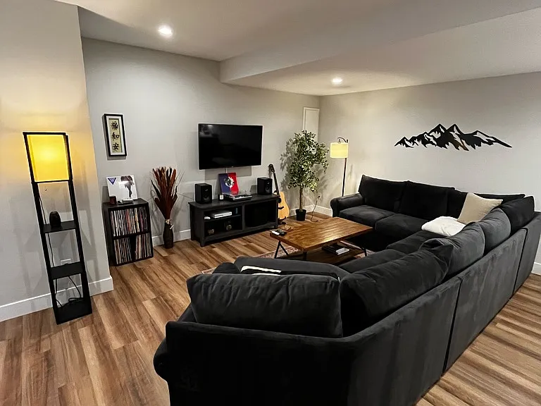 1852 W 46th Ave #2 — Photo 9