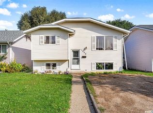 1008 2nd St E, Prince Albert, SK S6V0G7