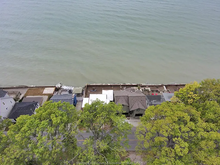 1006 Point Pelee Dr — Photo 36