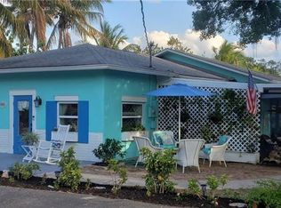 3200 Barrett Ave, Naples, FL 34112