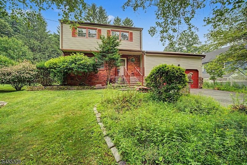 1st image of 150 Orben Dr