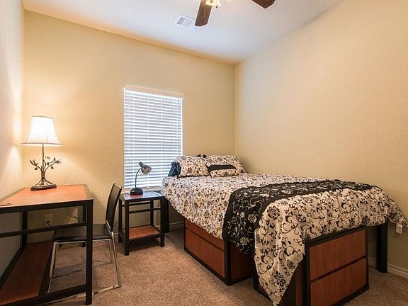 3rd image of 2650 Beck St APT 2