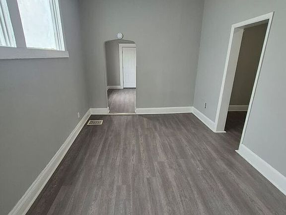 5th image of 609 McKinney Ave APT 3