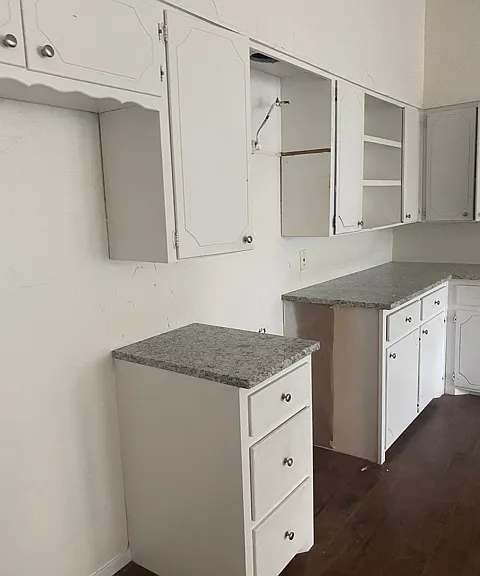 900 W Morgan St — Photo 35