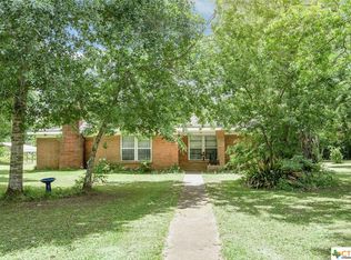339 Pecan St, Port Lavaca, TX 77979