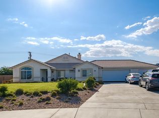 13394 Chenin Blanc Ct, Apple Valley, CA 92308
