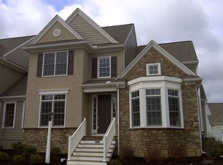 1448 Drake Ln, Lancaster, PA 17601