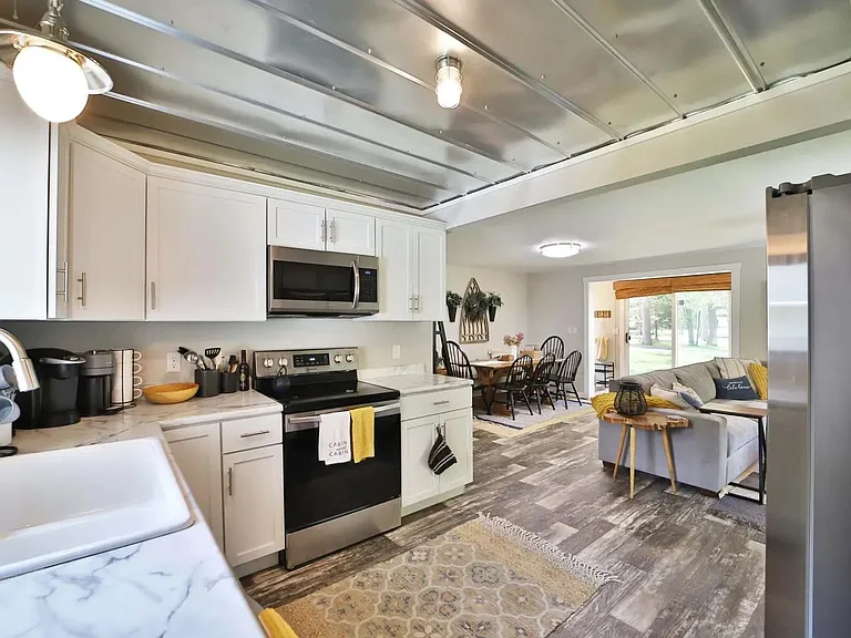 10032 N Long Lake Rd — Photo 5