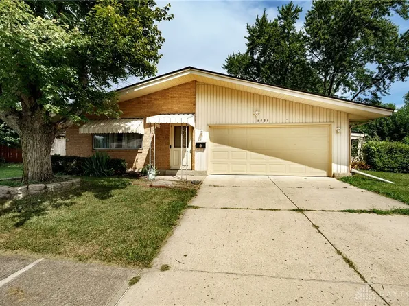 1629 Beaver Creek Ln, Dayton, OH 45429