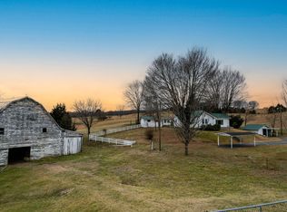 325 Walkertown Rd, Afton, TN 37616