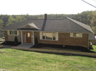 137 Paris Colliers Rd, Burgettstown, PA 15021