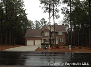 7630 Trappers Rd, Fayetteville, NC 28311