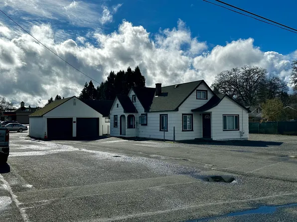 210 118th St S, Tacoma, WA 98444