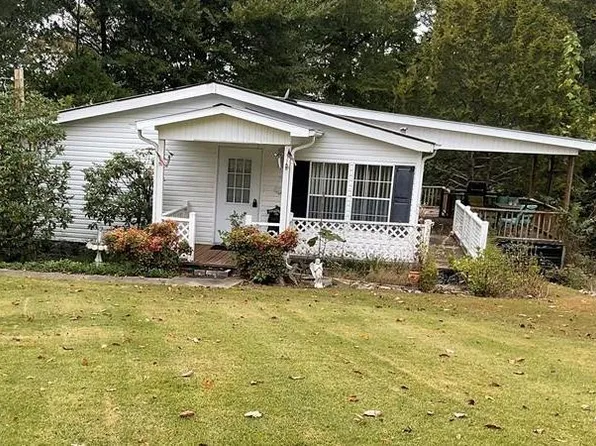180 Millers Mill Estate Rd, Byrdstown, TN 38549