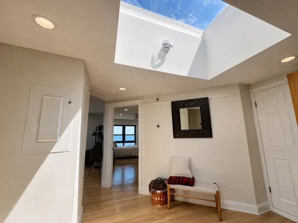 1 Seal Harbor Rd #916, Winthrop, MA 02152