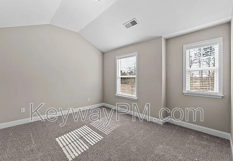 2096 Denmark Ave SE — Photo 14