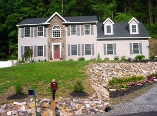 92 Creek Rd, Danville, PA 17821